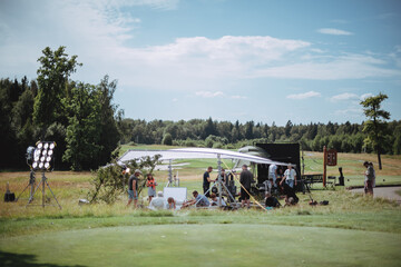 乒乓球旋球怎么接和发？